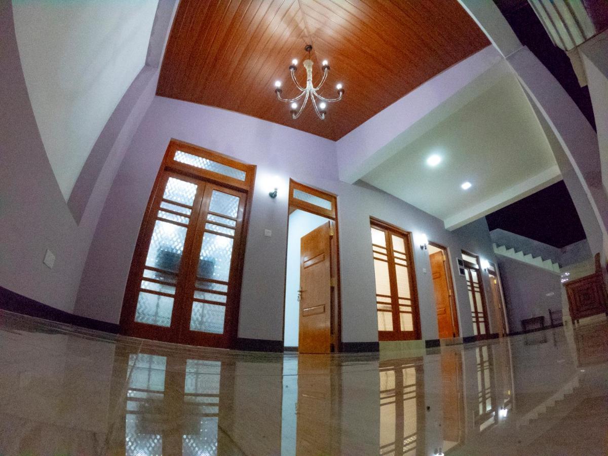 Innovick Residence Канди Экстерьер фото